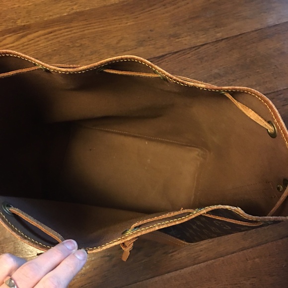 Louis Vuitton Noe - Picture 9 of 16